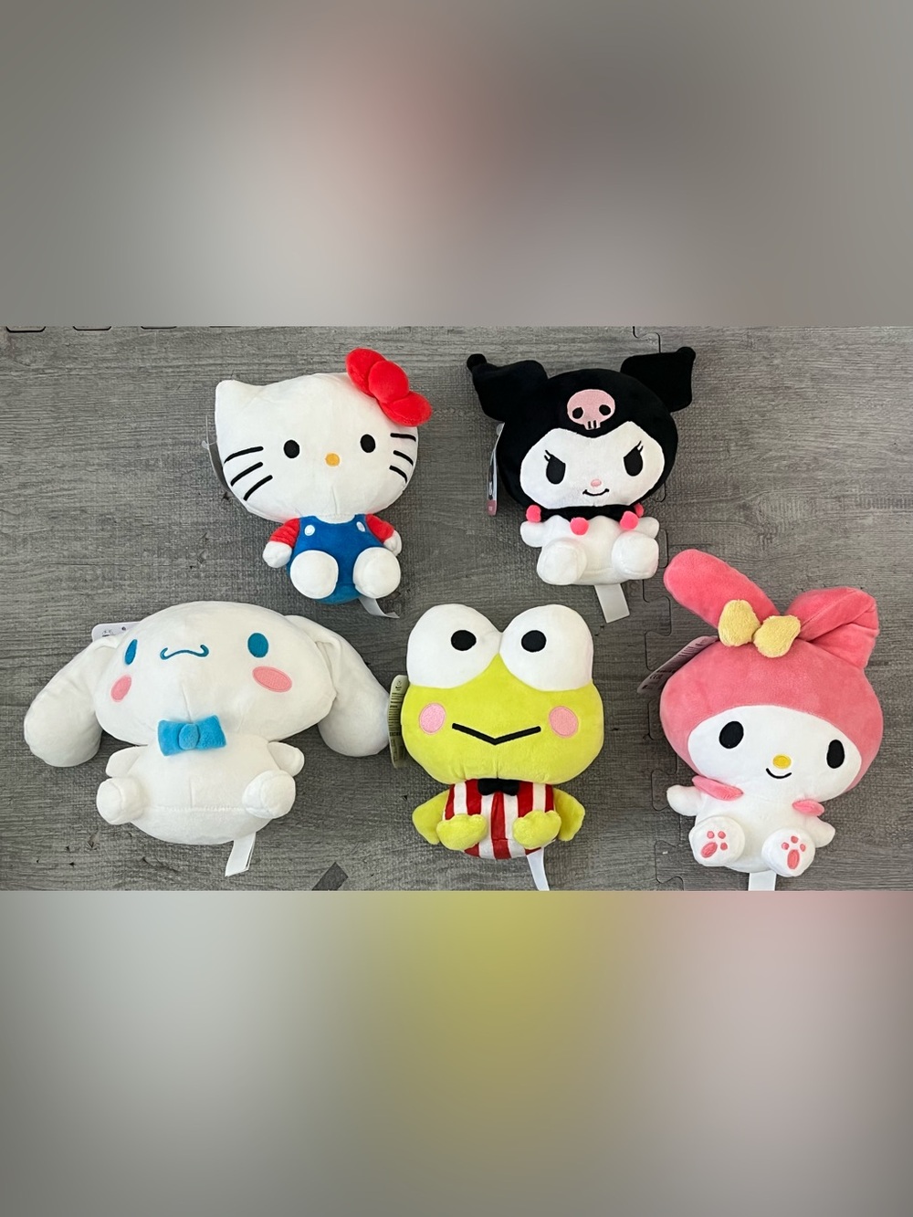 Hello Kitty and Friends Sanrio Plush Stuffed Animal Set Hello Kitty Kuromi